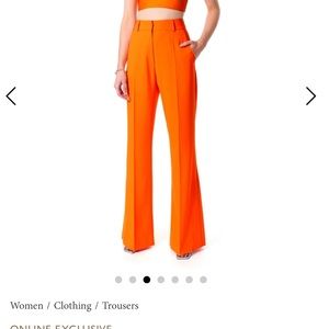 United Colors Of Benetton Trousers- like NEW!!